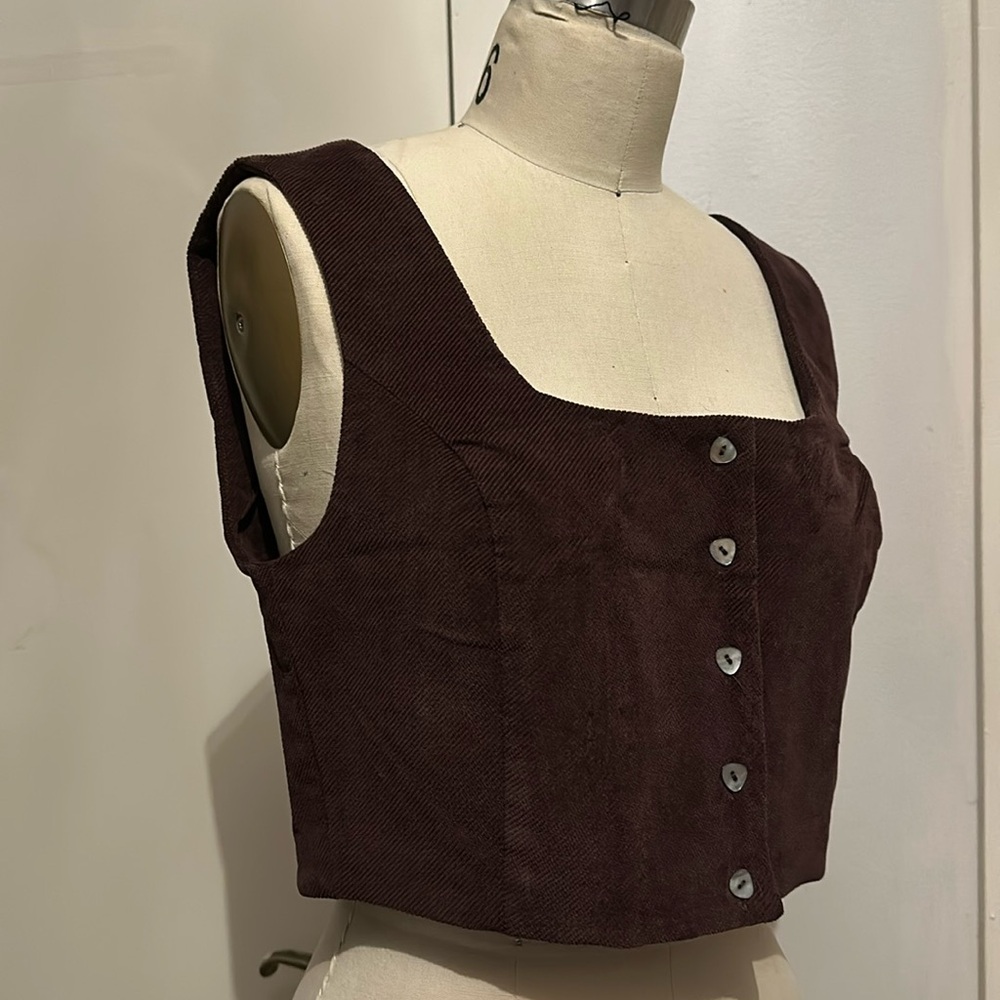 Madewell corduroy vest with mother of pearl buttons
